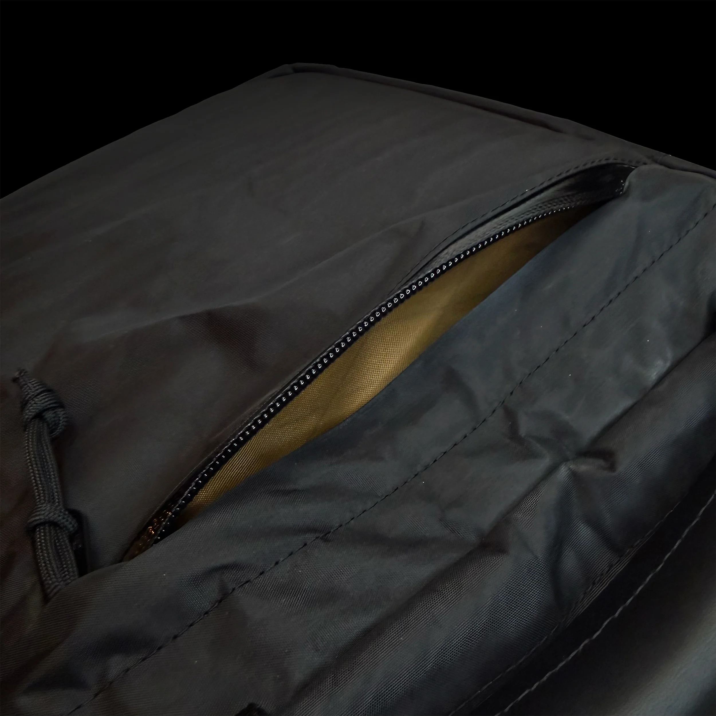 Defender DayTripper / INVERTED Black Dyneema® x Coyote X-Pac™ Lining / Ships in 6-10 Weeks - Image 5