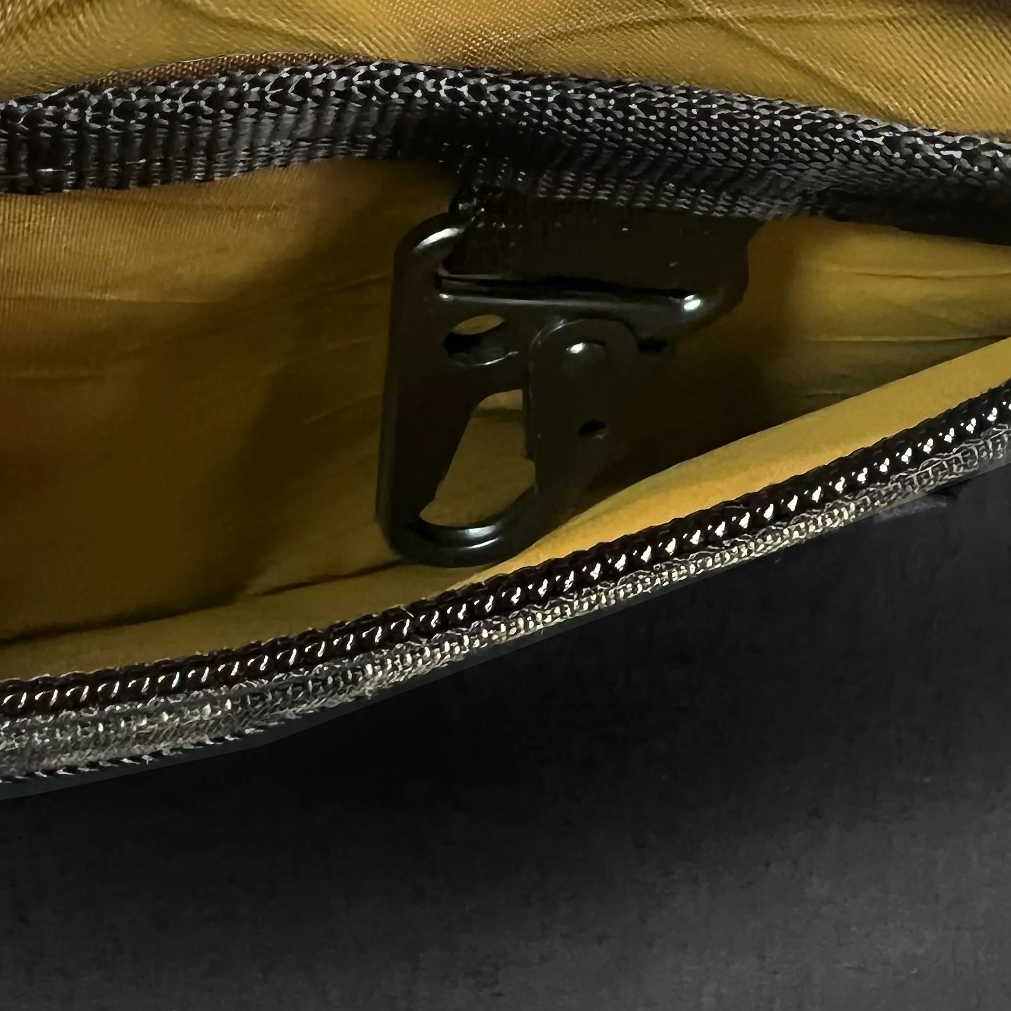 Insidious Jr. Sling / Rogue Camo MultiCam Black™ CORDURA® x Coyote X-Pac™ - Image 8